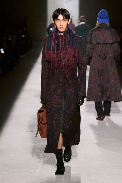 Look 36